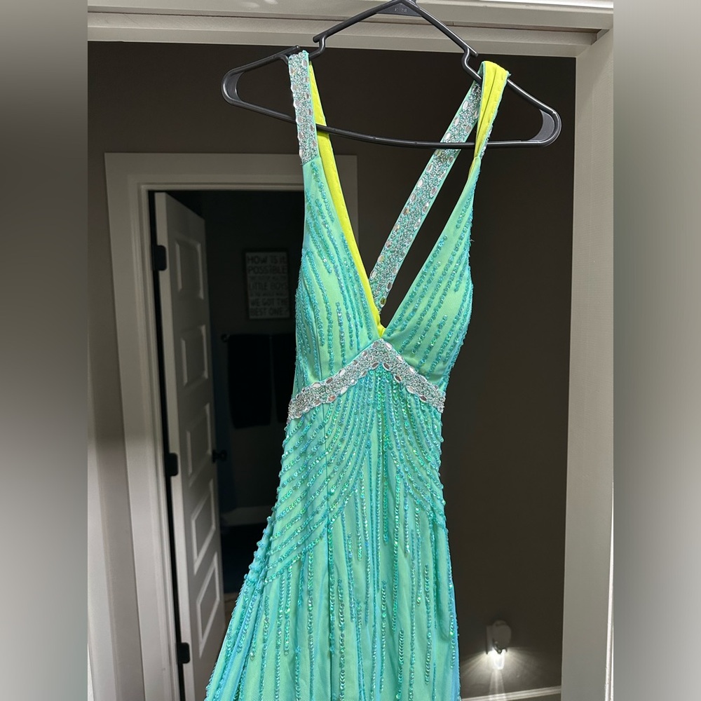 Girls Sequin/Mermaid Prom Dress